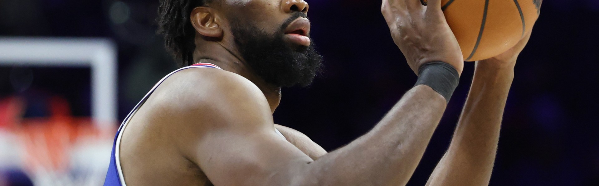 最后时刻送关键大帽！恩比德19中8砍下29分6板 罚球13中10